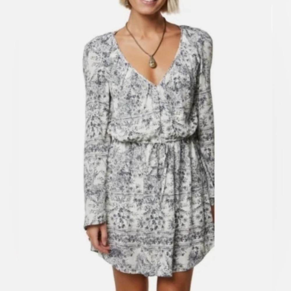 O'Neill Gretchen Bell Sleeve Blouson Dress FLORAL NAVY CREAM PRINT